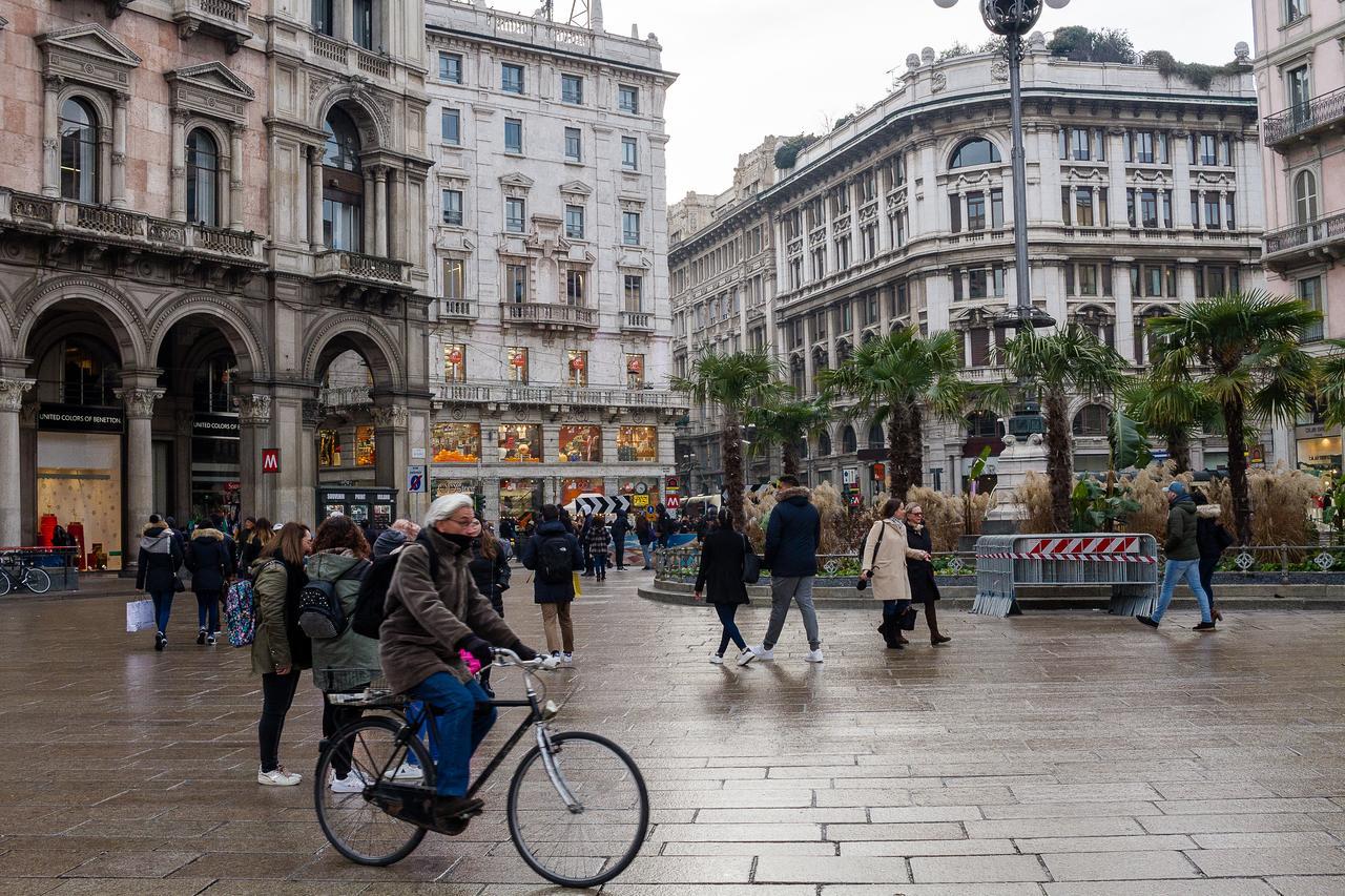 Aiello Rooms - San Babila Milano Eksteriør billede